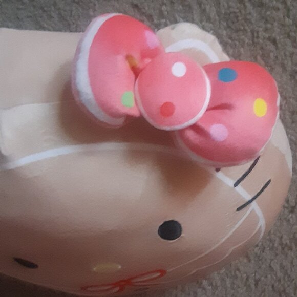 Gingerbread Squishmellow Hellokitty - Picture 3 of 9